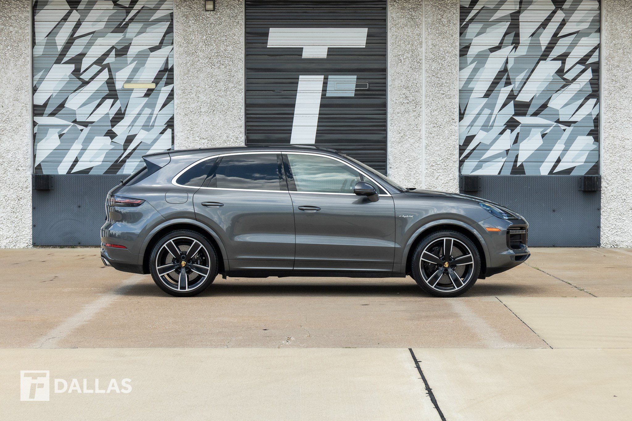 Used 2023 Porsche Cayenne Turbo S AWD/4WD image 16