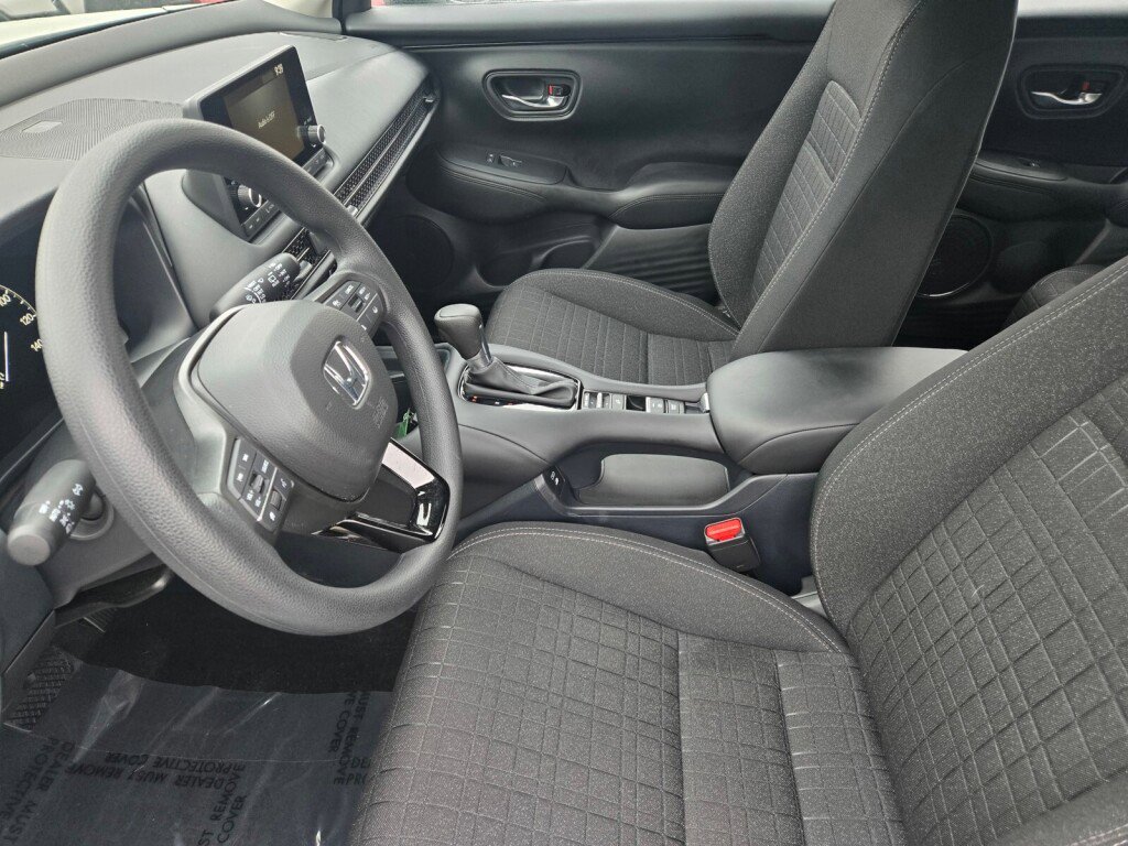 Certified 2024 Honda HR-V LX image 20