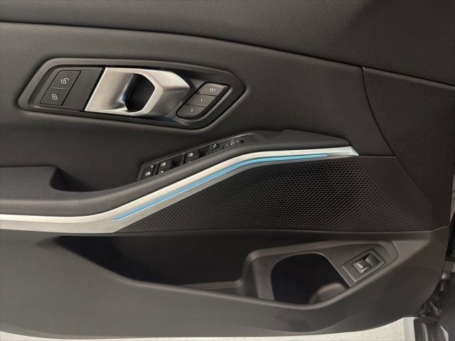 Used 2024 BMW 330i Sedan image 17