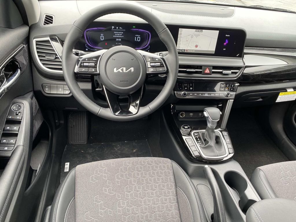 New 2026 Kia Seltos S AWD/4WD image 7