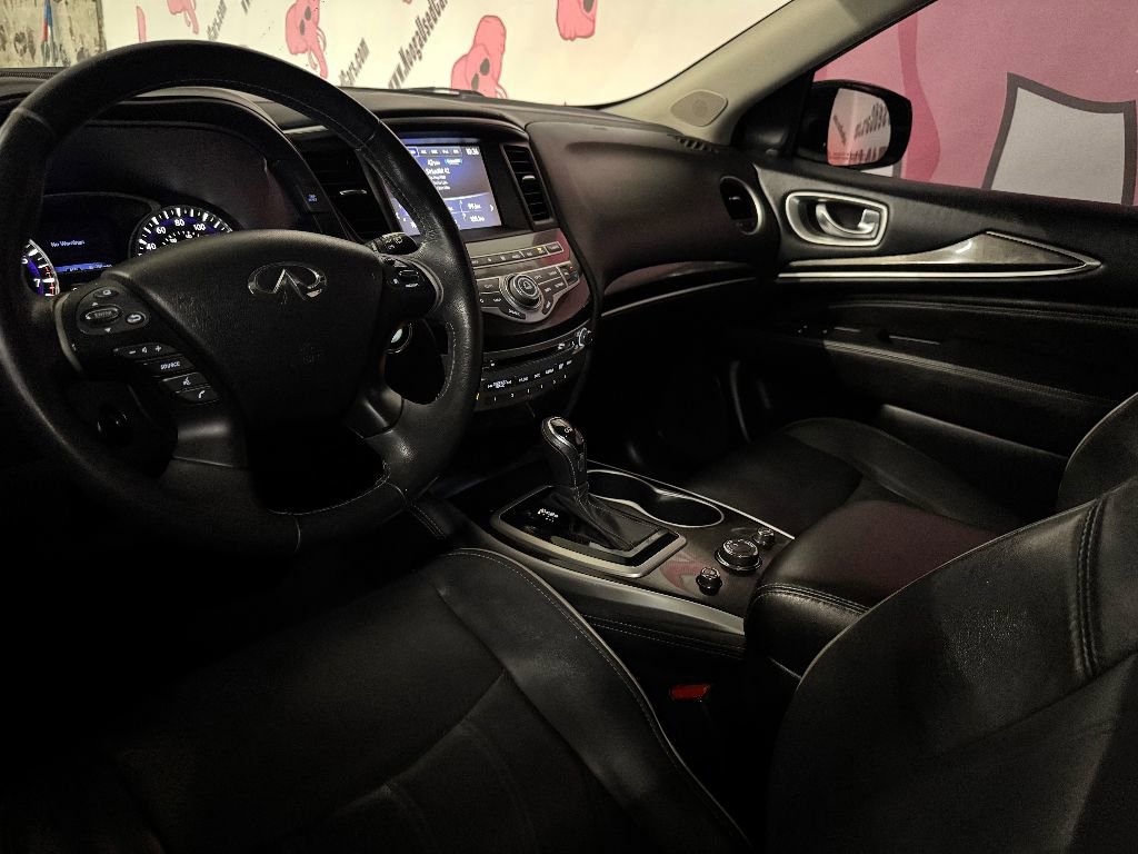 Used 2019 INFINITI QX60 Luxe w/ Essential Package image 18