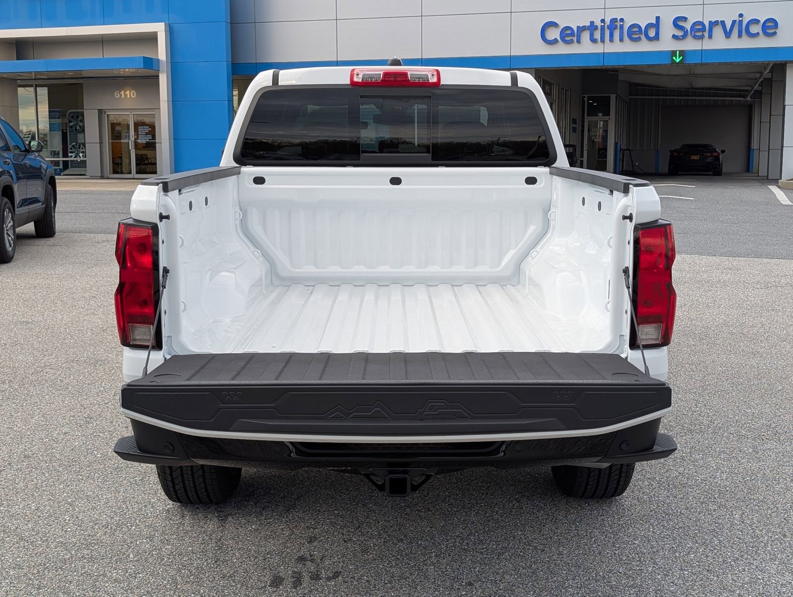 New 2026 Chevrolet Colorado W/T image 9