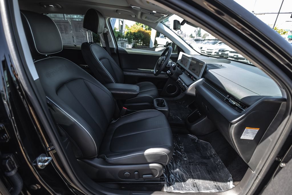 Used 2024 Hyundai Ioniq 5 Limited AWD/4WD image 25