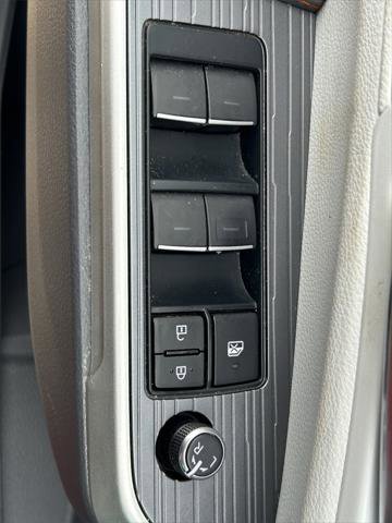Certified 2022 Toyota Sienna XSE image 25