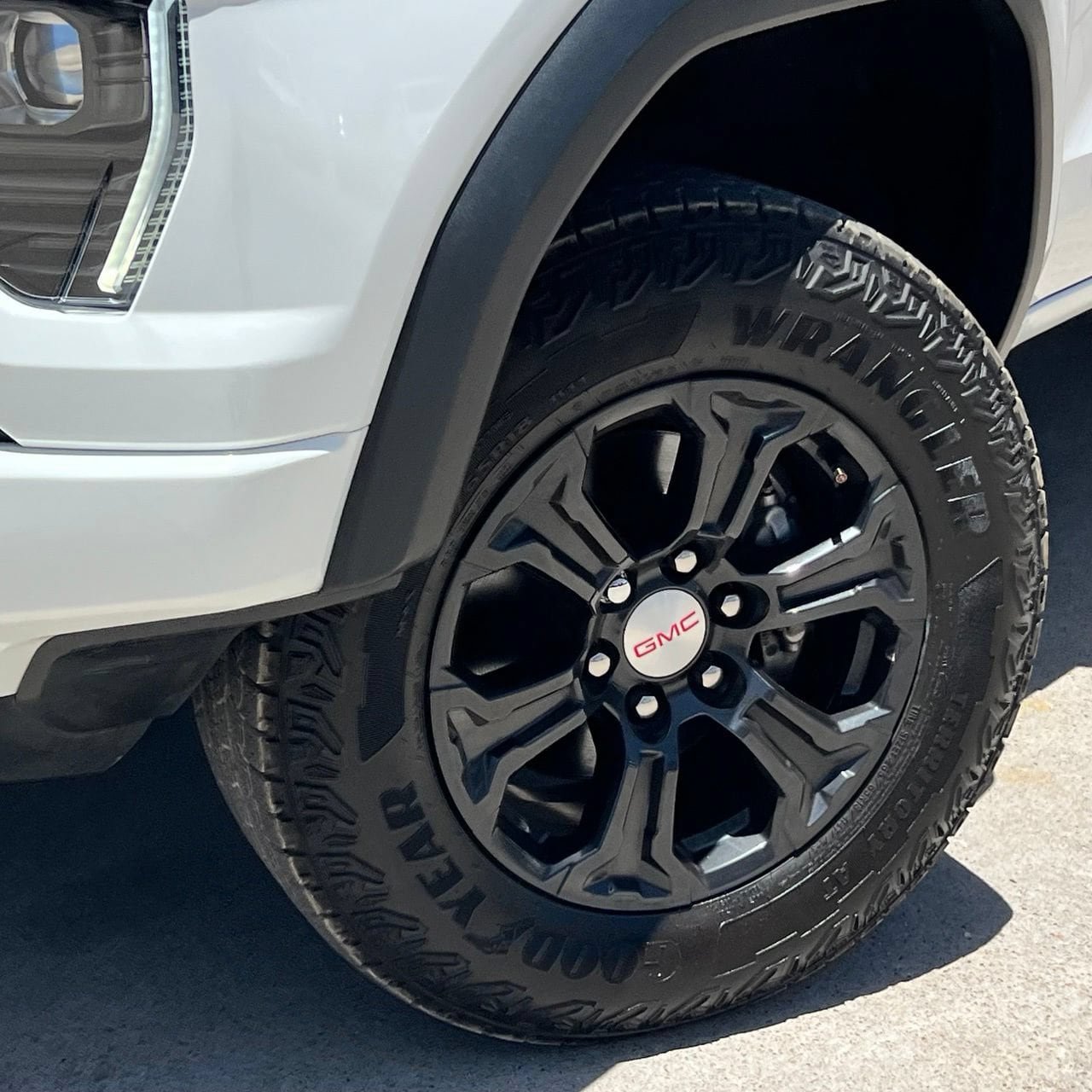 Certified 2023 GMC Canyon Elevation RWD image 8