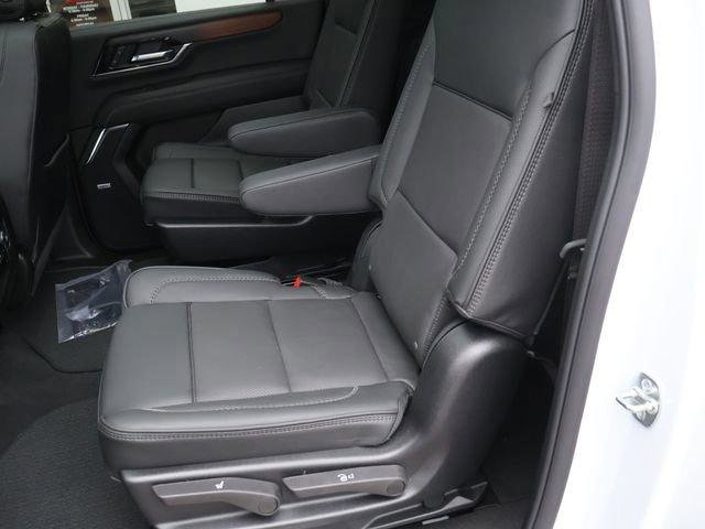 New 2026 GMC Yukon XL Denali w/ Sun & Power Step Package AWD/4WD image 12