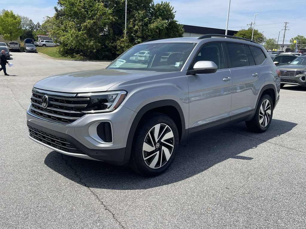 New 2026 Volkswagen Atlas SE FWD image 3