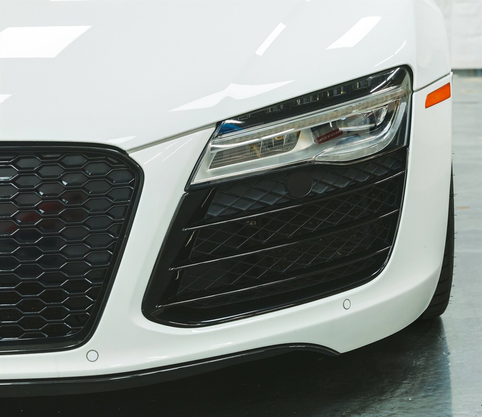 Used 2014 Audi R8 V10 AWD/4WD image 8