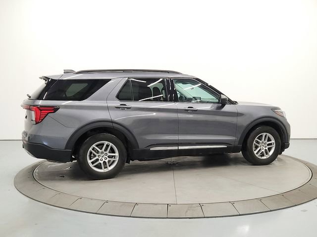 Used 2025 Ford Explorer Active w/ Active Comfort Package image 7