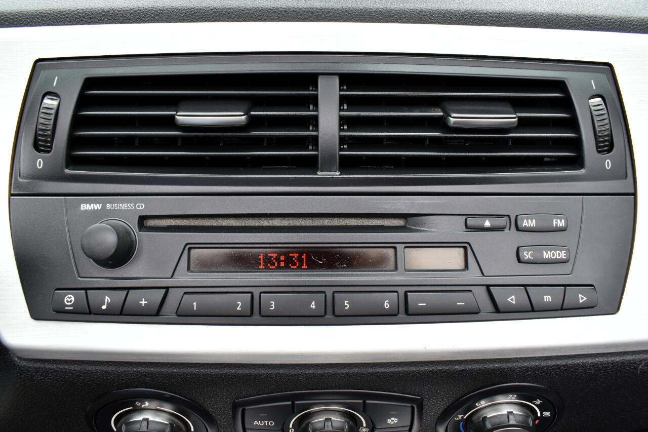 Used 2006 BMW Z4 3.0i image 26