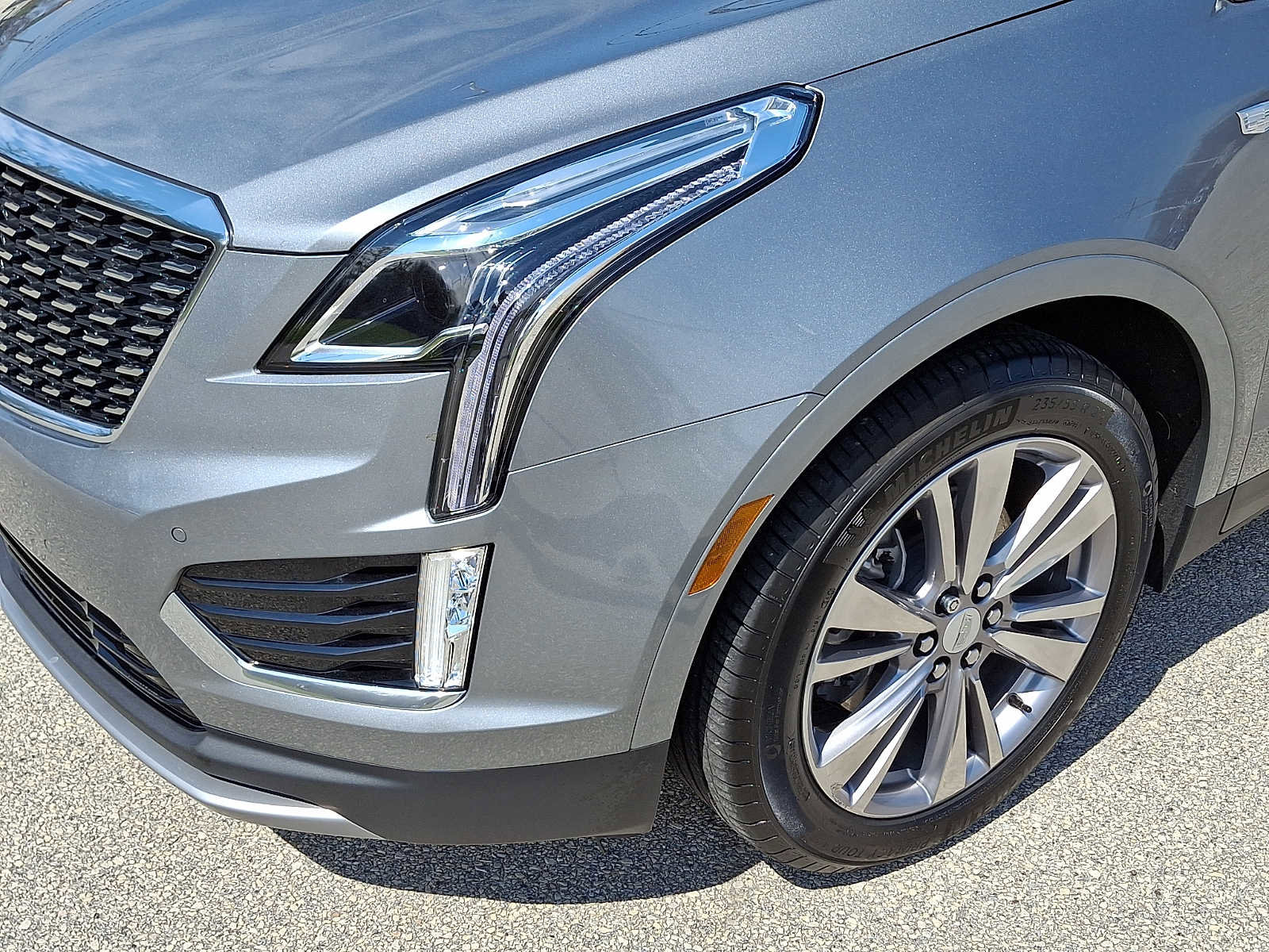 Certified 2024 Cadillac XT5 Premium Luxury image 11