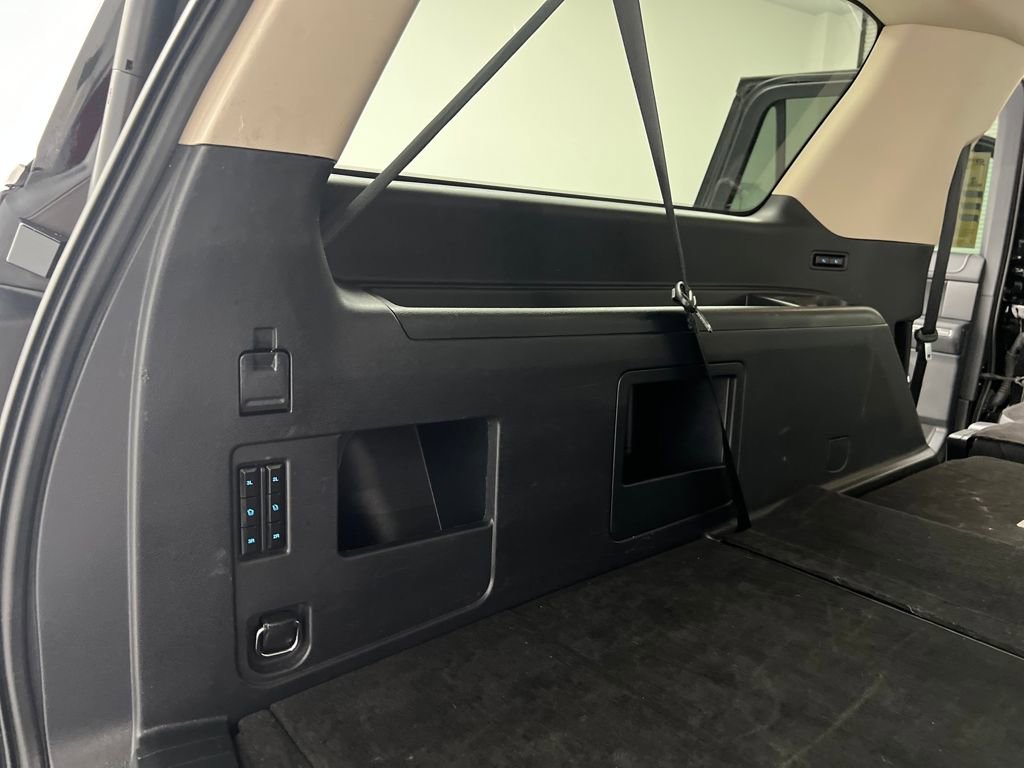 Used 2024 Ford Expedition Max XLT image 42