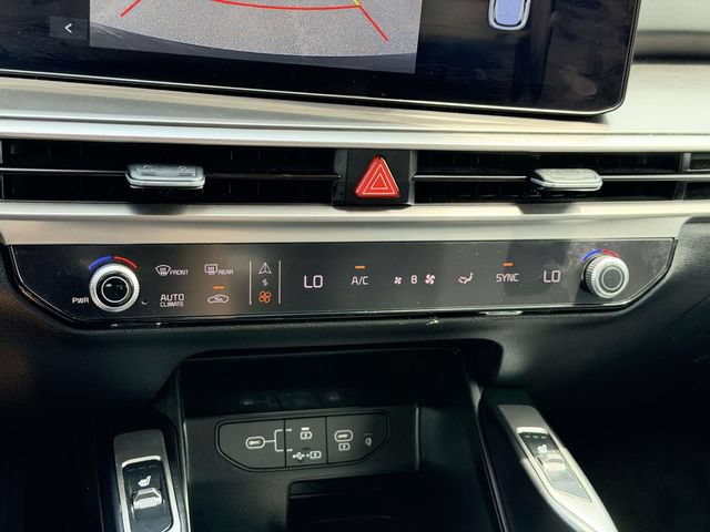 Used 2024 Kia Sorento S AWD/4WD image 21