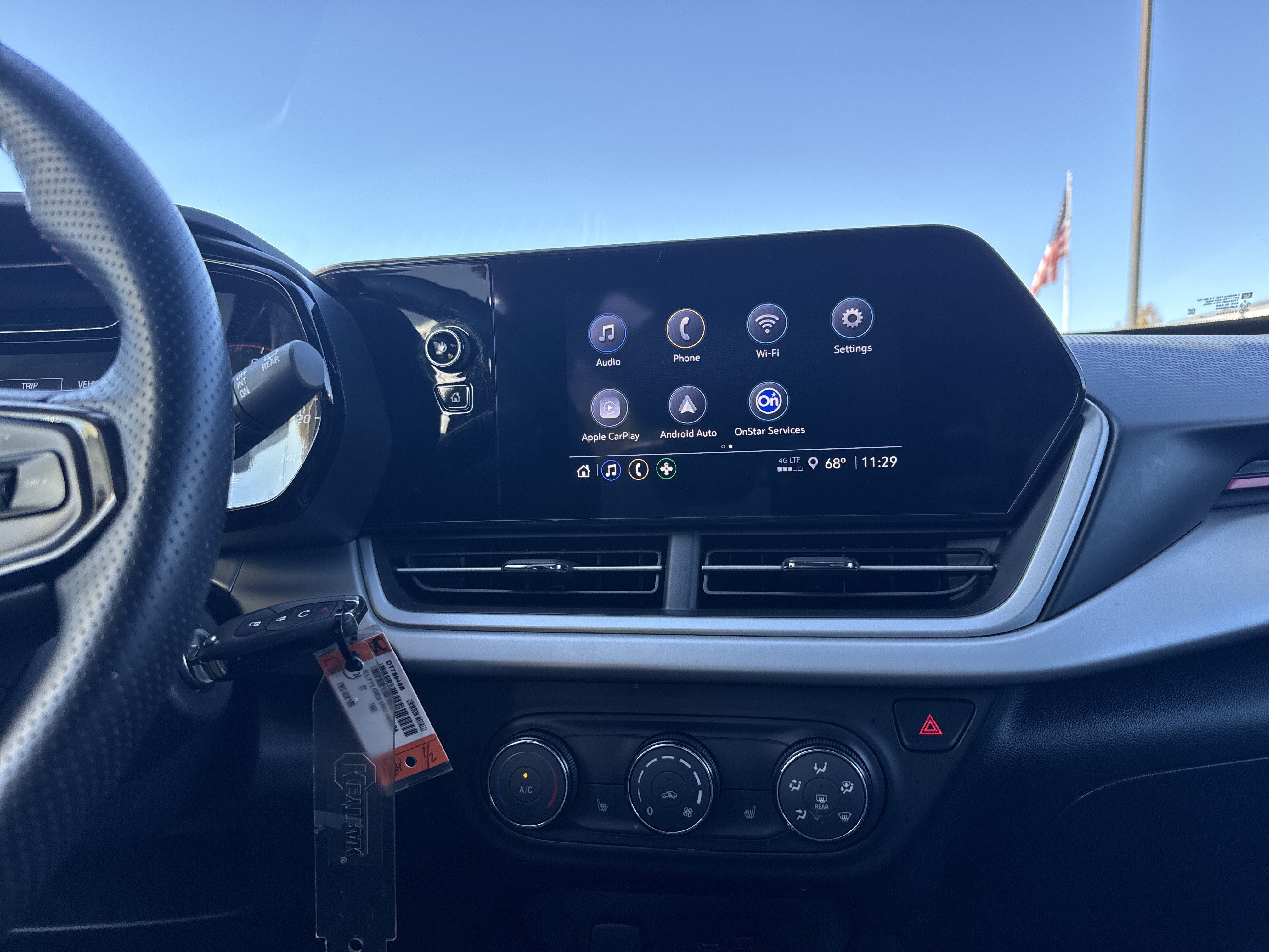 Used 2024 Chevrolet Trax RS w/ Driver Confidence Package FWD image 27