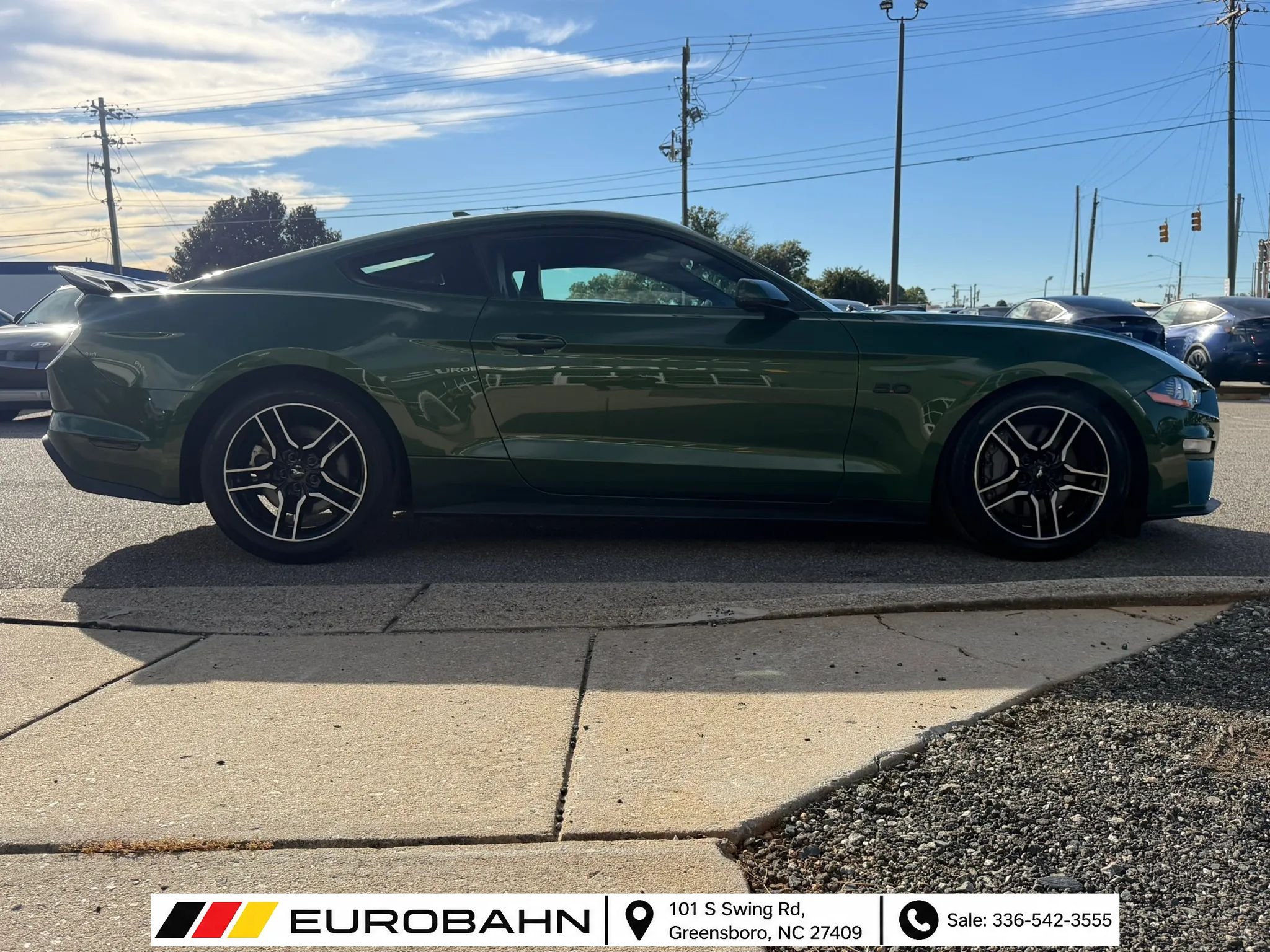 Used 2022 Ford Mustang GT Premium w/ Equipment Group 401A RWD image 16
