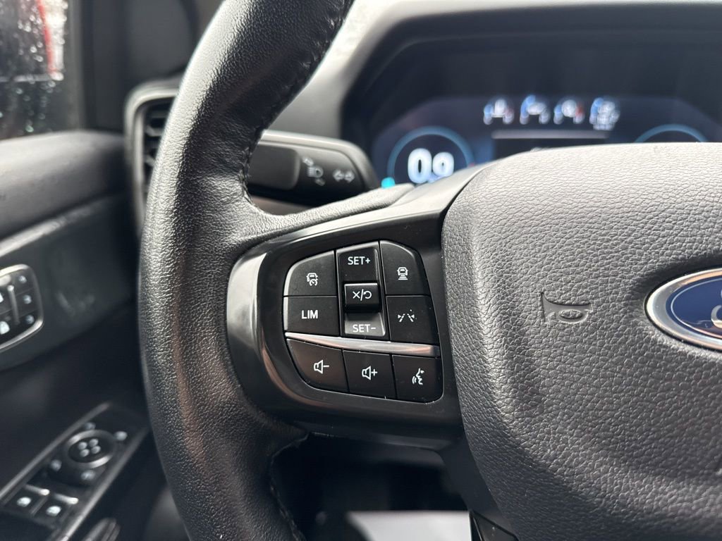 Used 2024 Ford Ranger Lariat w/ FX4 Off-Road Package image 16