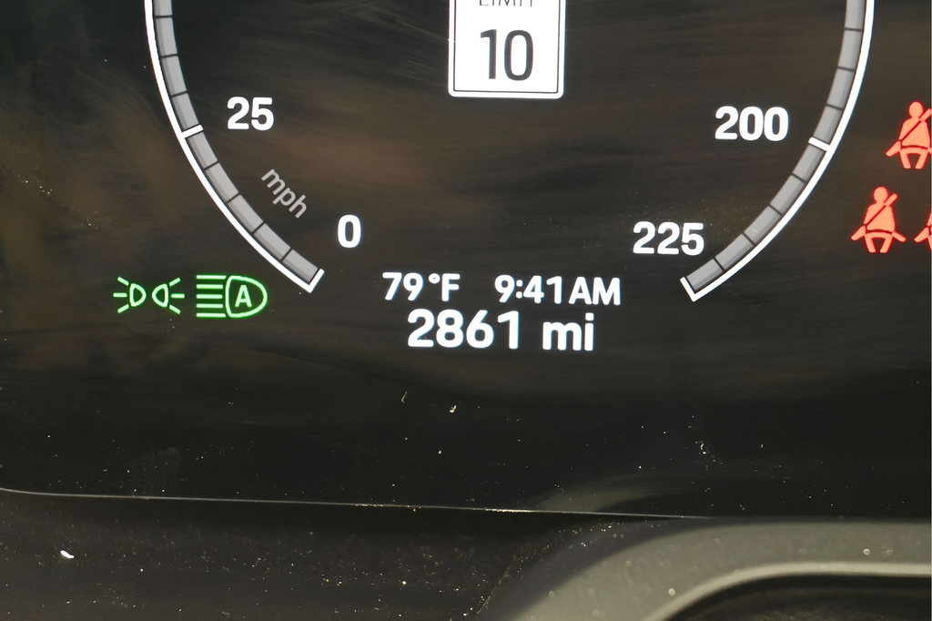 Certified 2025 Porsche 911 Targa 4 GTS AWD/4WD image 23
