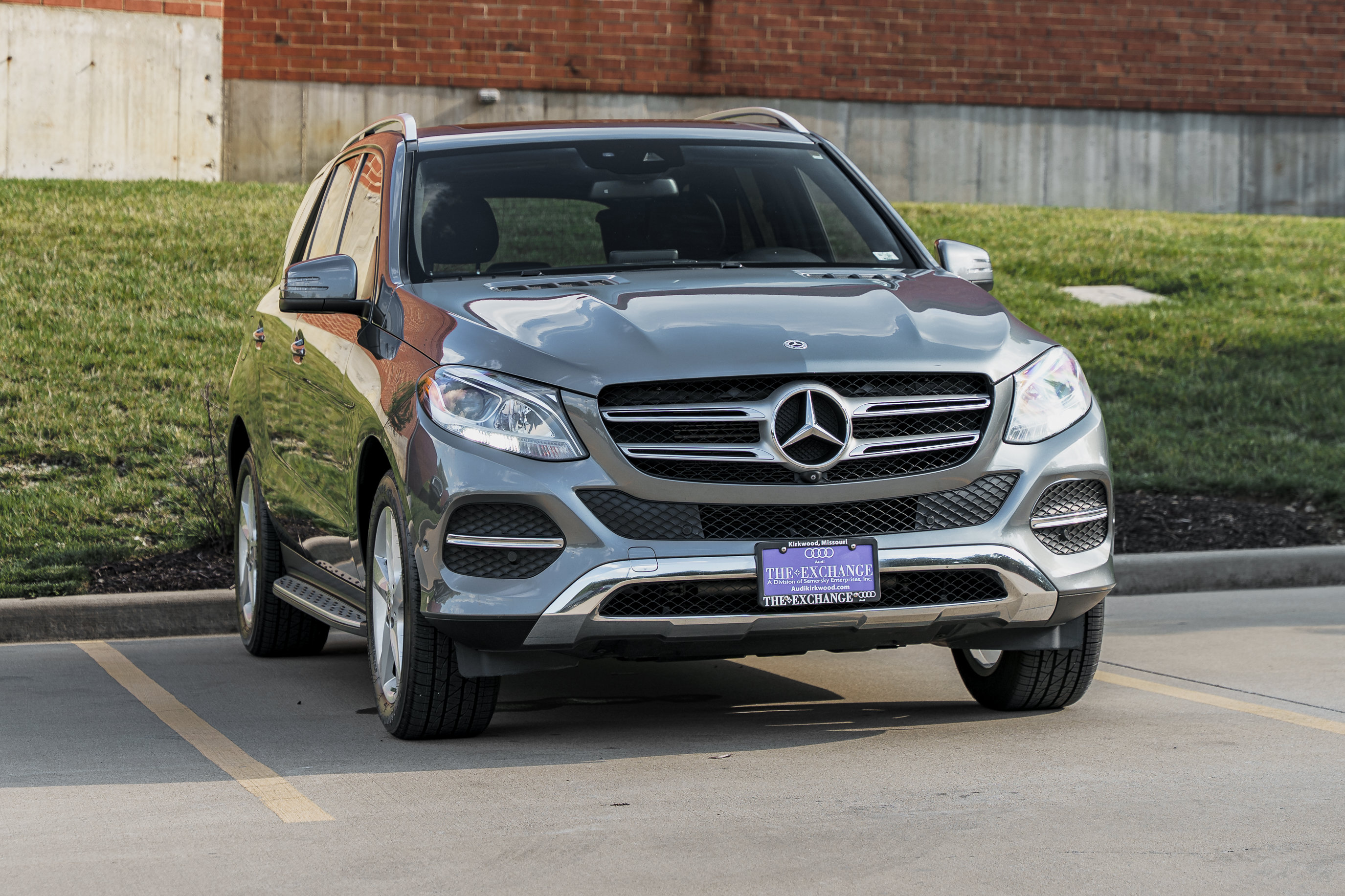 Used 2018 Mercedes-Benz GLE 350 4MATIC image 2