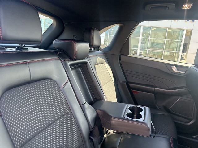 Used 2025 Ford Escape ST-Line w/ Tech Pack #1 image 13