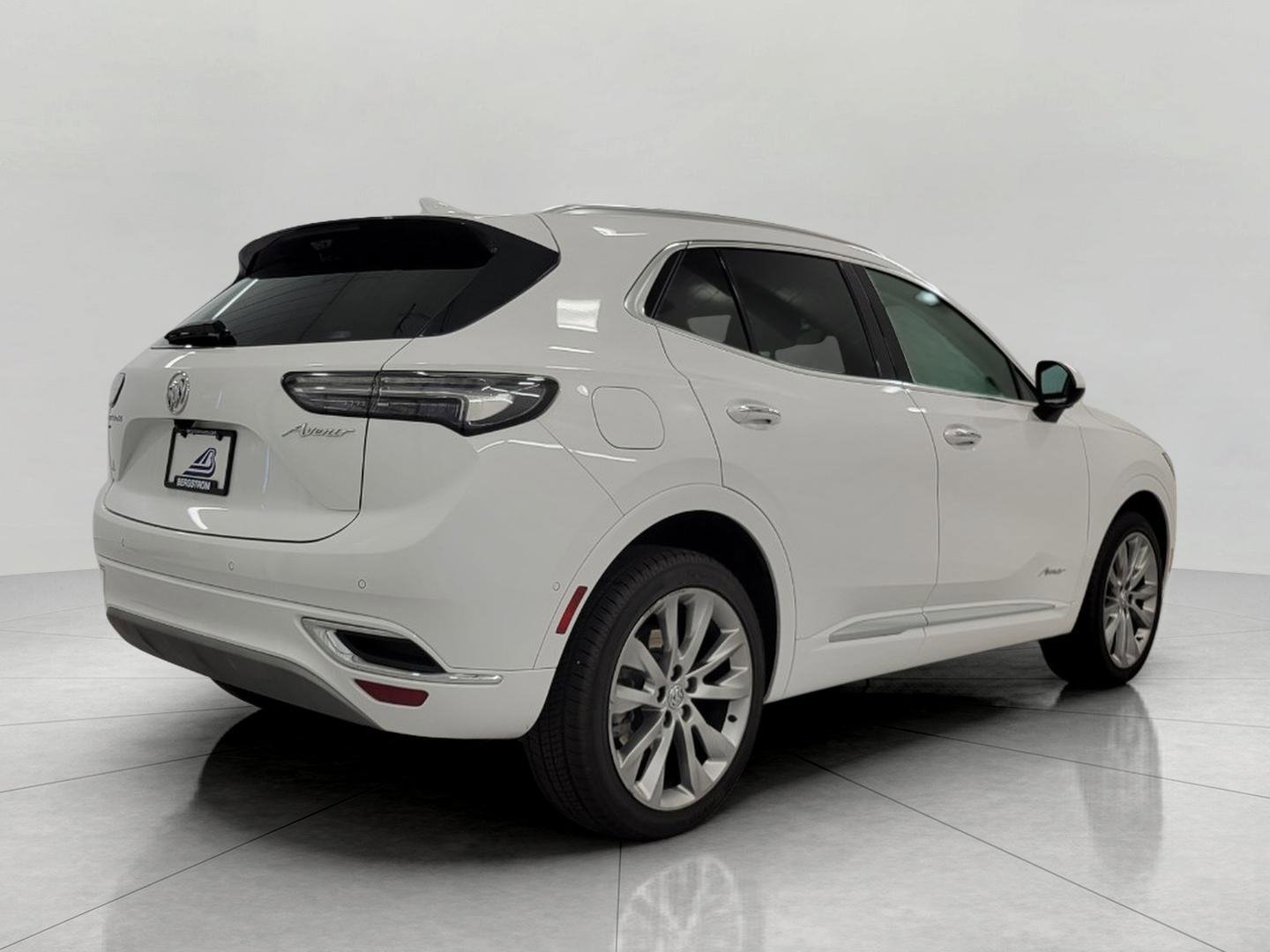 Used 2022 Buick Envision Avenir w/ Technology Package II AWD/4WD image 19