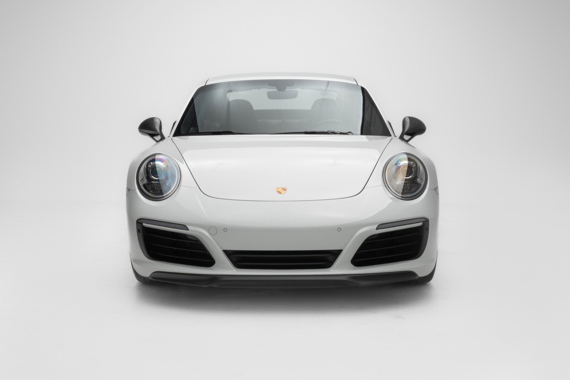 Used 2018 Porsche 911 Carrera T w/ Carrera T Interior Package RWD image 8