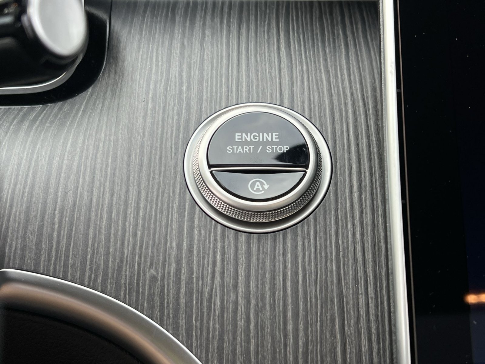 New 2026 Mercedes-Benz C 300 4MATIC Sedan image 38