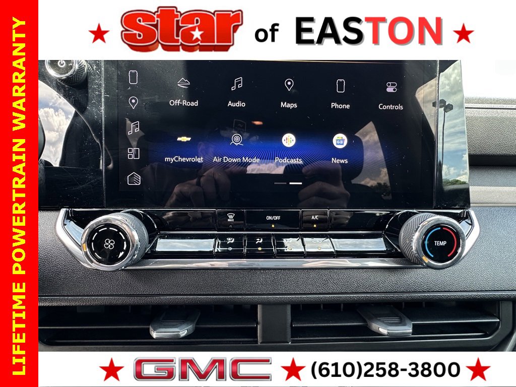 Used 2024 Chevrolet Colorado Trail Boss w/ Advanced Trailering Package image 23