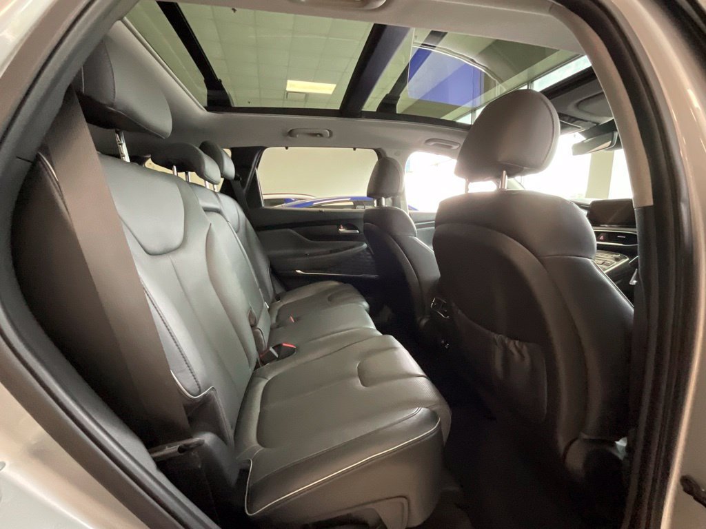Used 2022 Hyundai Santa Fe Limited FWD image 22