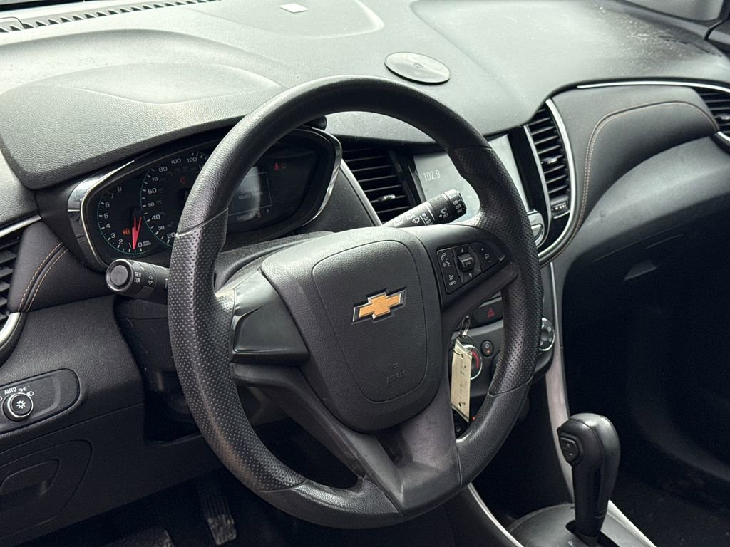 Used 2017 Chevrolet Trax LS image 8