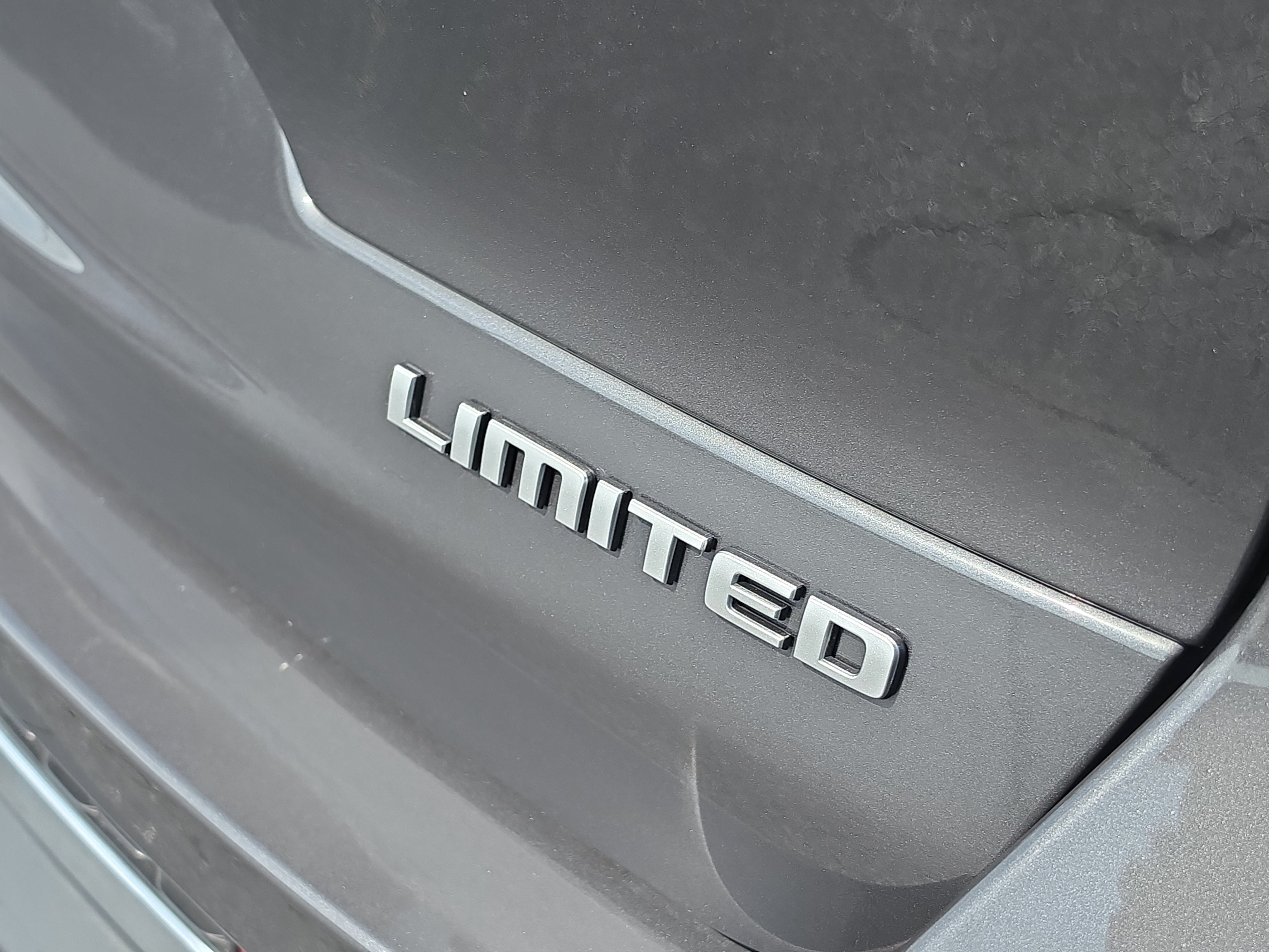 Used 2025 Jeep Grand Cherokee L Limited w/ Trailer Tow Package AWD/4WD image 6