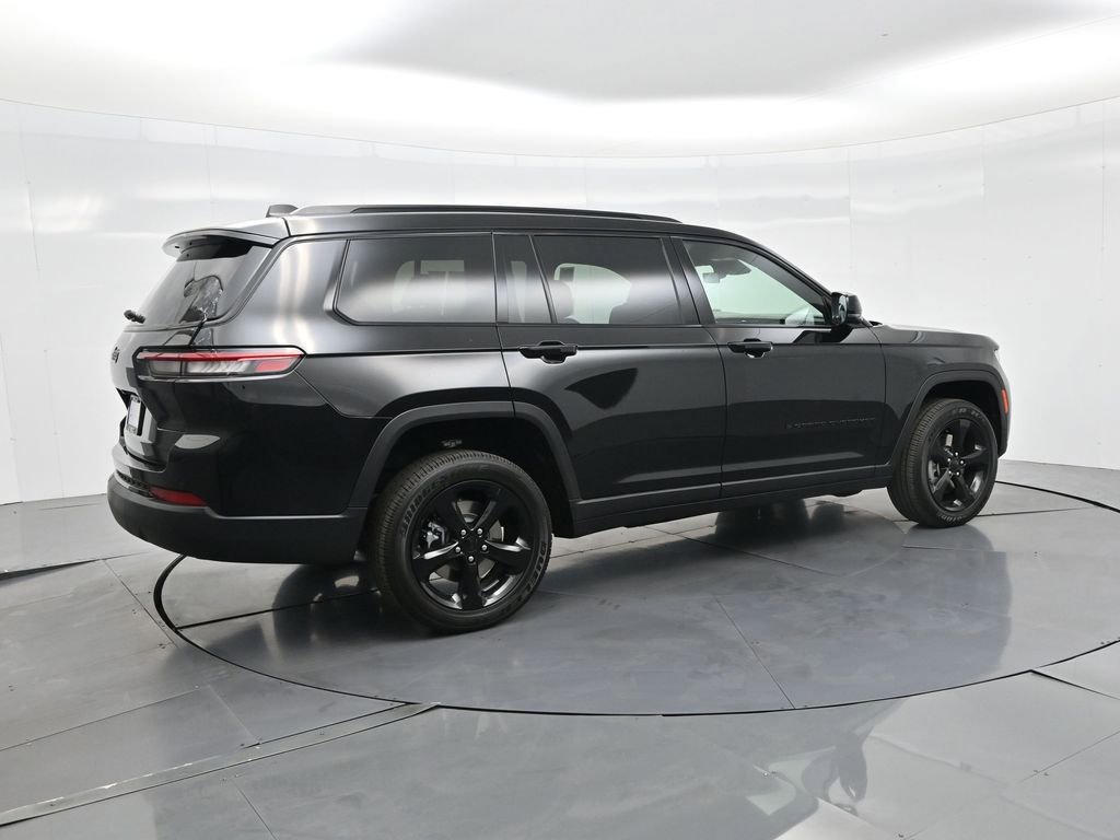 New 2025 Jeep Grand Cherokee L Altitude image 7