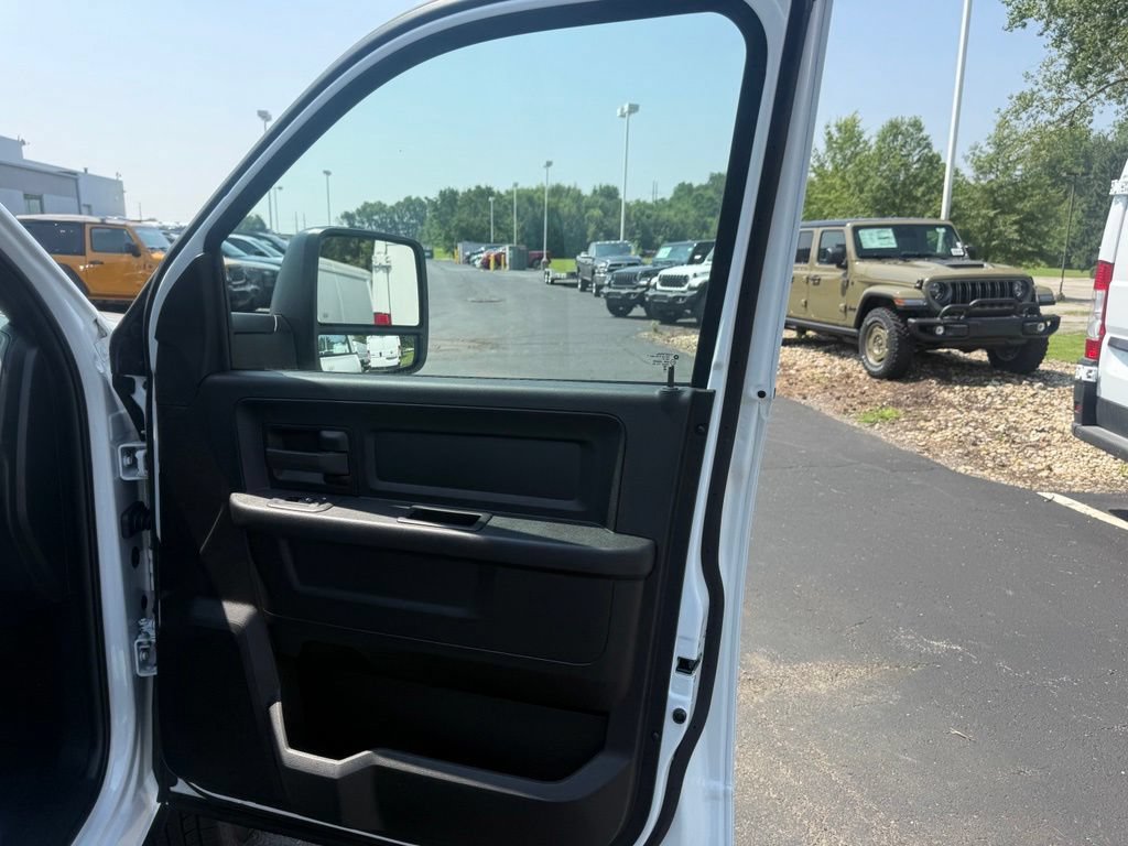 New 2026 RAM 3500 Tradesman w/ Chrome Appearance Group A AWD/4WD image 50