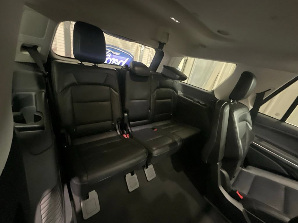 Used 2025 Lincoln Navigator Reserve AWD/4WD image 17