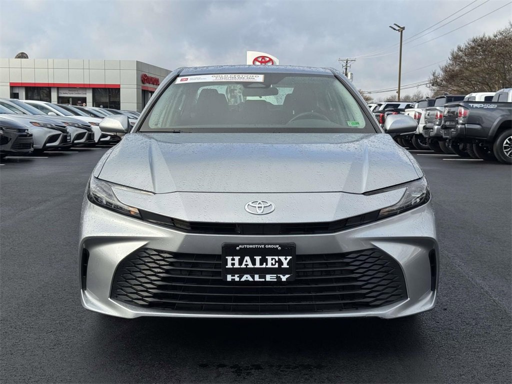 Used 2025 Toyota Camry LE image 25