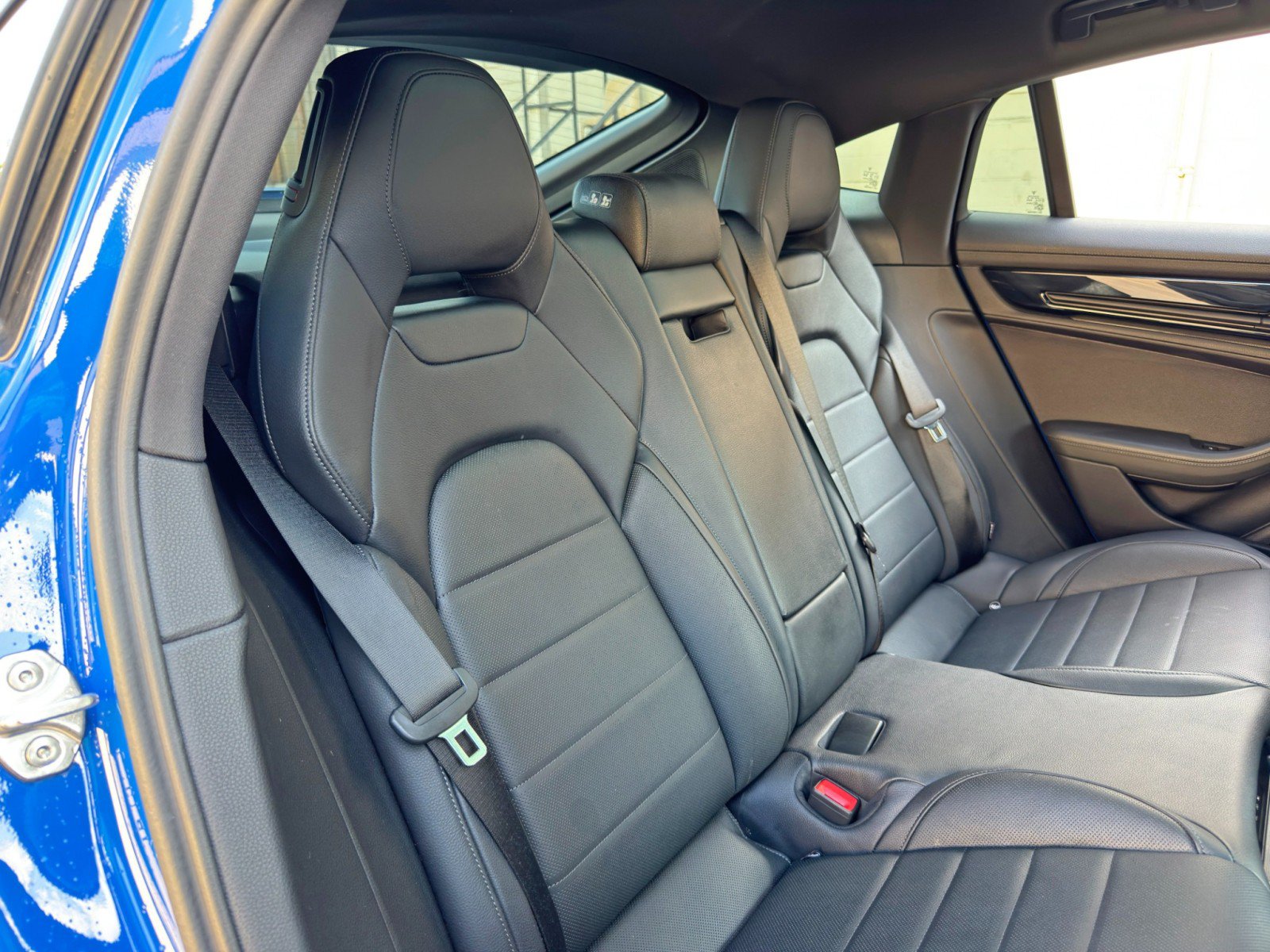 Used 2025 Porsche Panamera w/ Premium Package RWD image 41