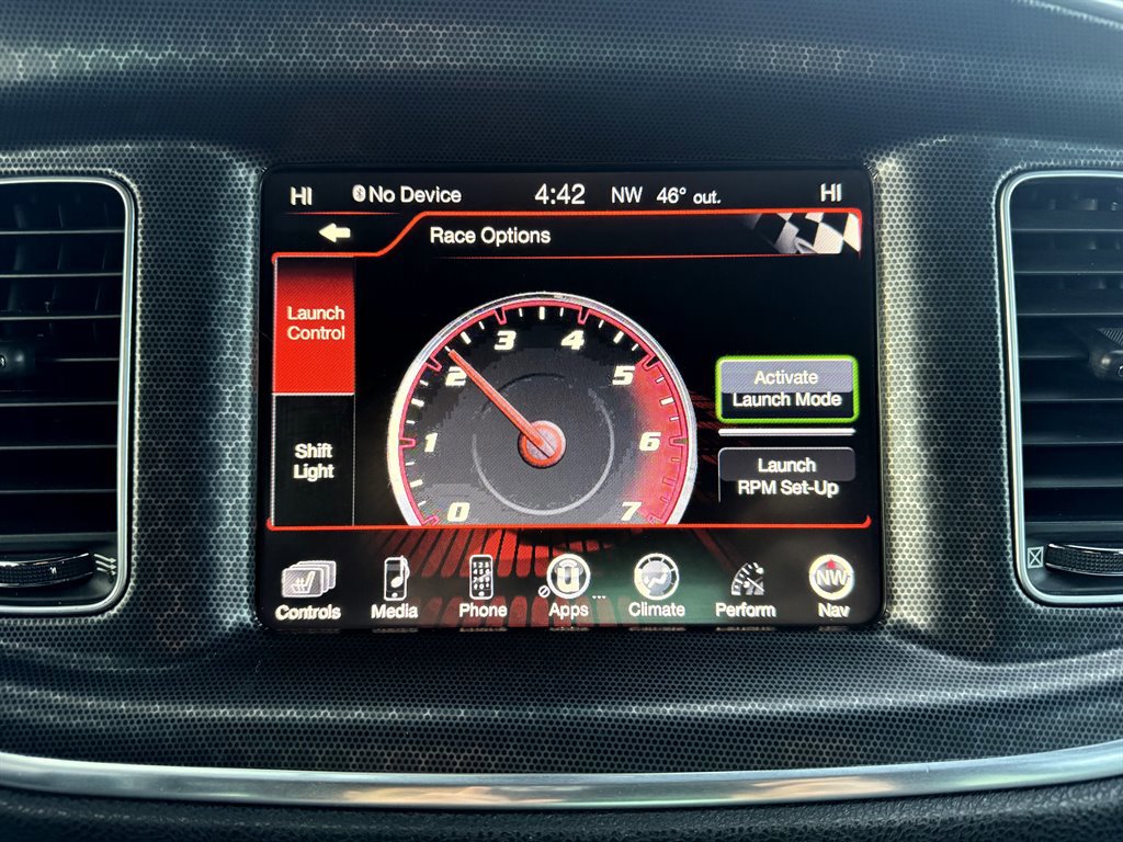 Used 2016 Dodge Charger SRT image 4