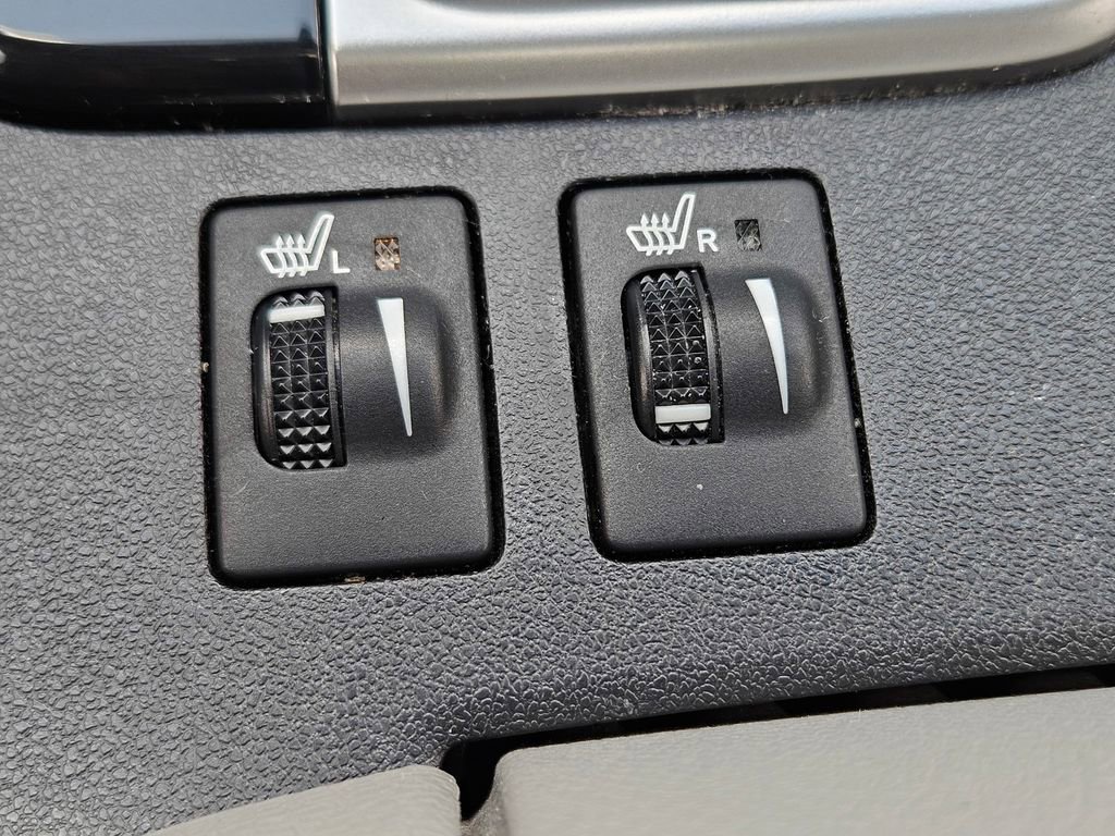 Used 2019 Toyota Highlander XLE FWD image 23