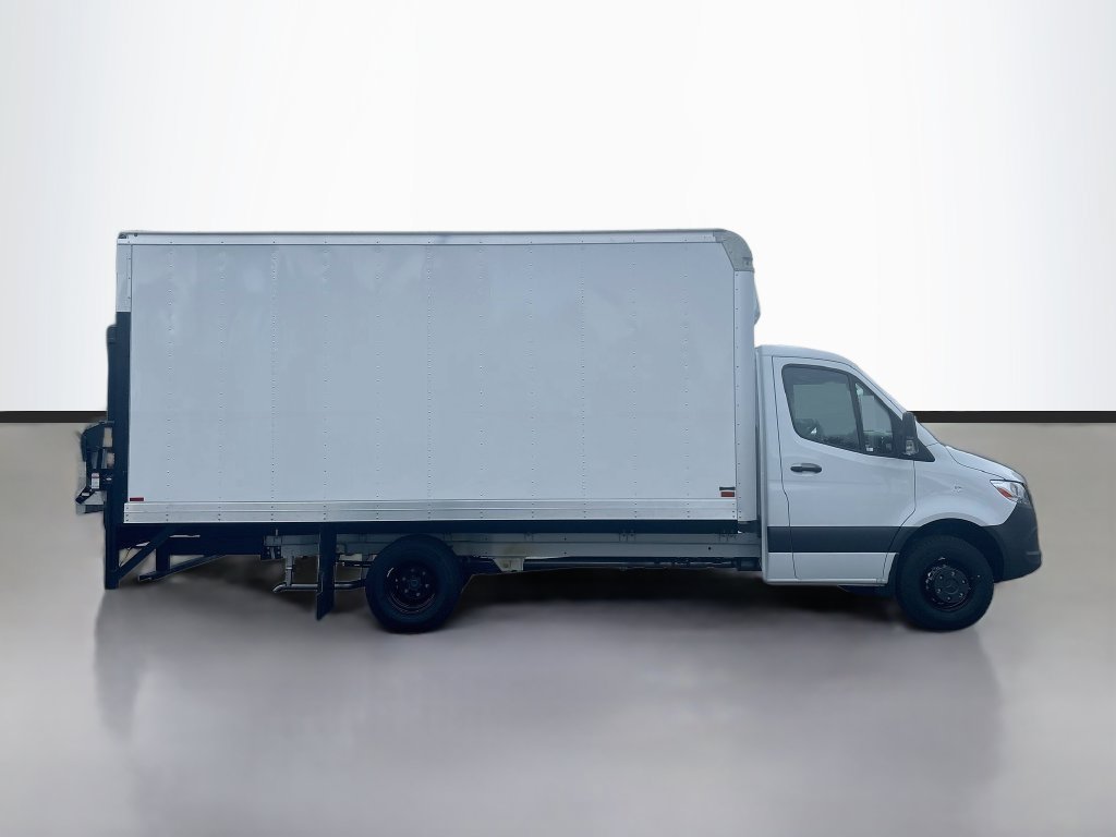 New 2026 Mercedes-Benz Sprinter 4500 image 2