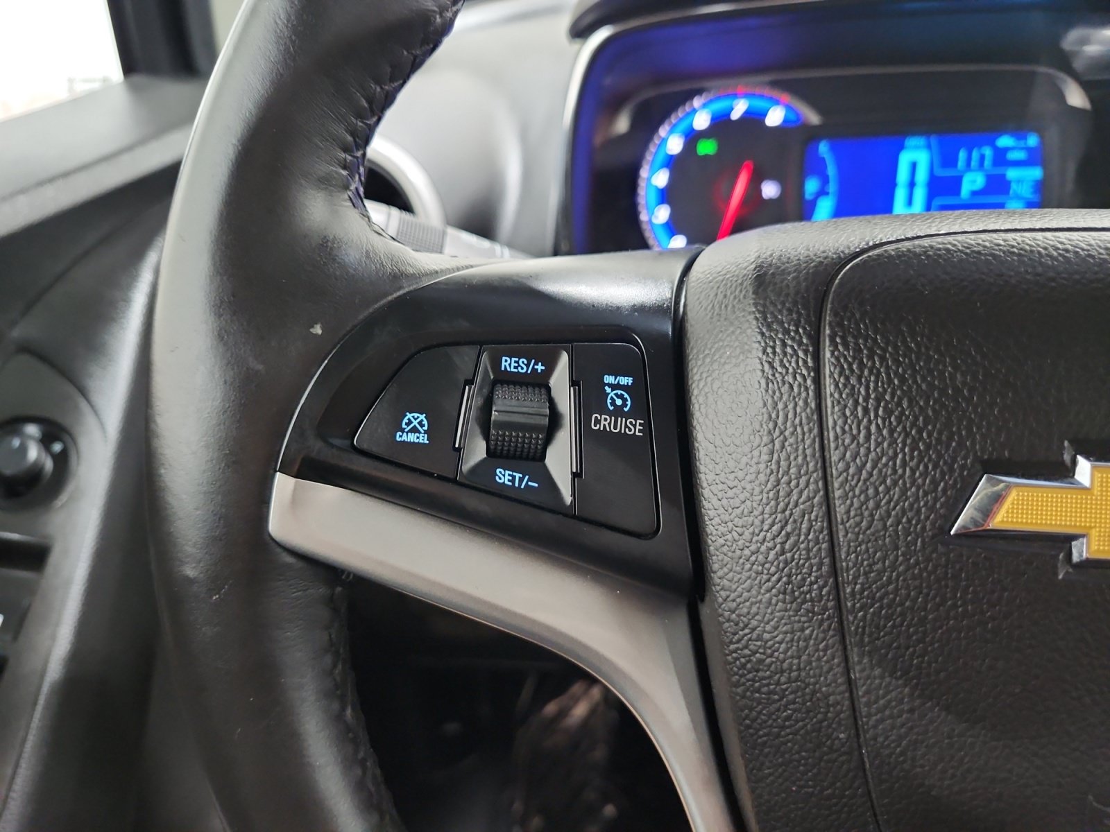 Used 2016 Chevrolet Trax LT w/ LT Sun and Sound Package FWD image 20