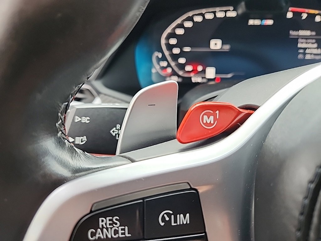 Used 2020 BMW X6 M Competition w/ Executive Package image 39