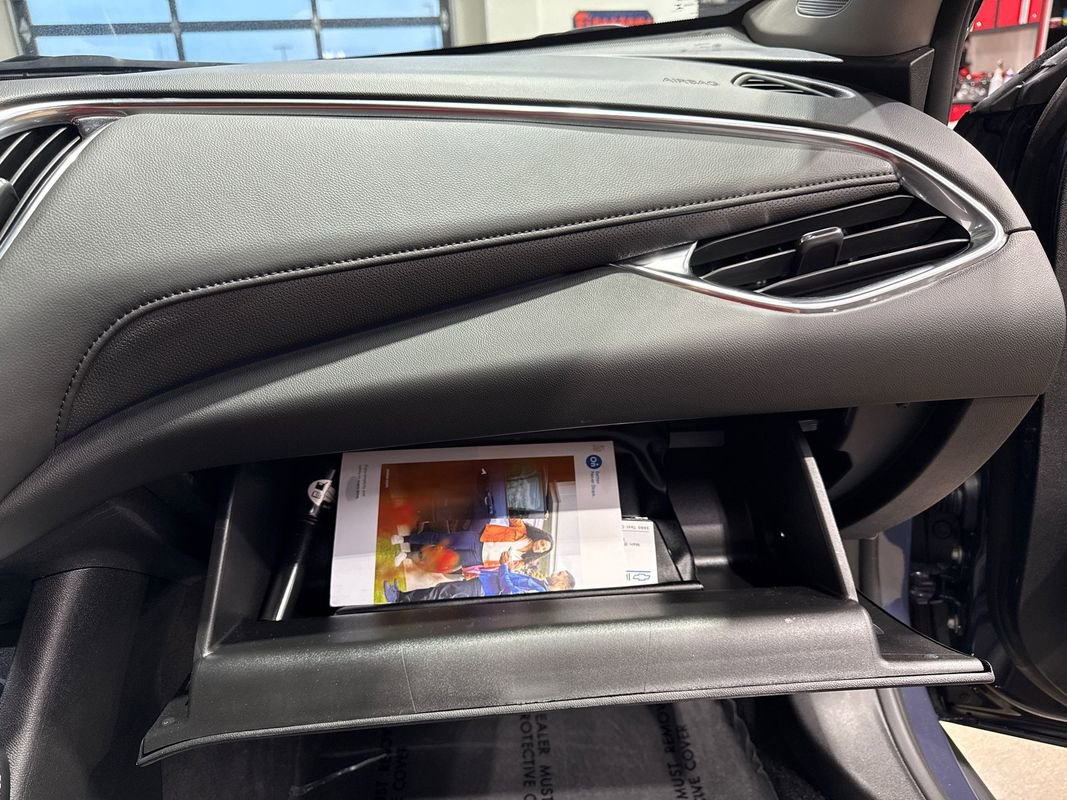 Used 2025 Chevrolet Malibu LT image 71