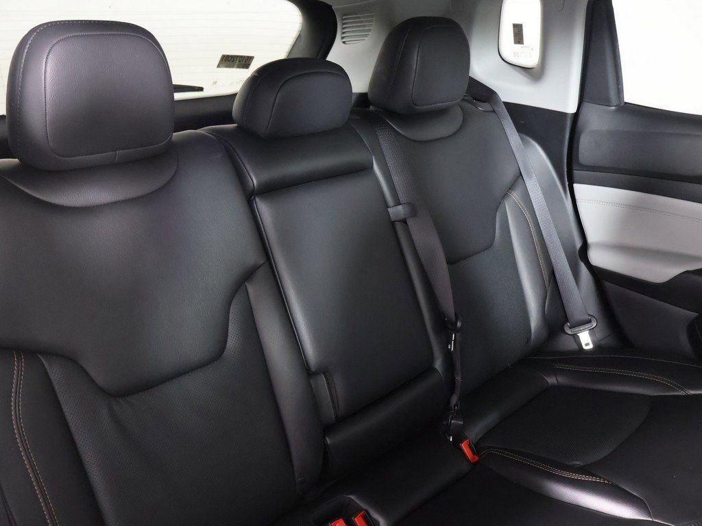 Used 2022 Jeep Compass Limited image 34