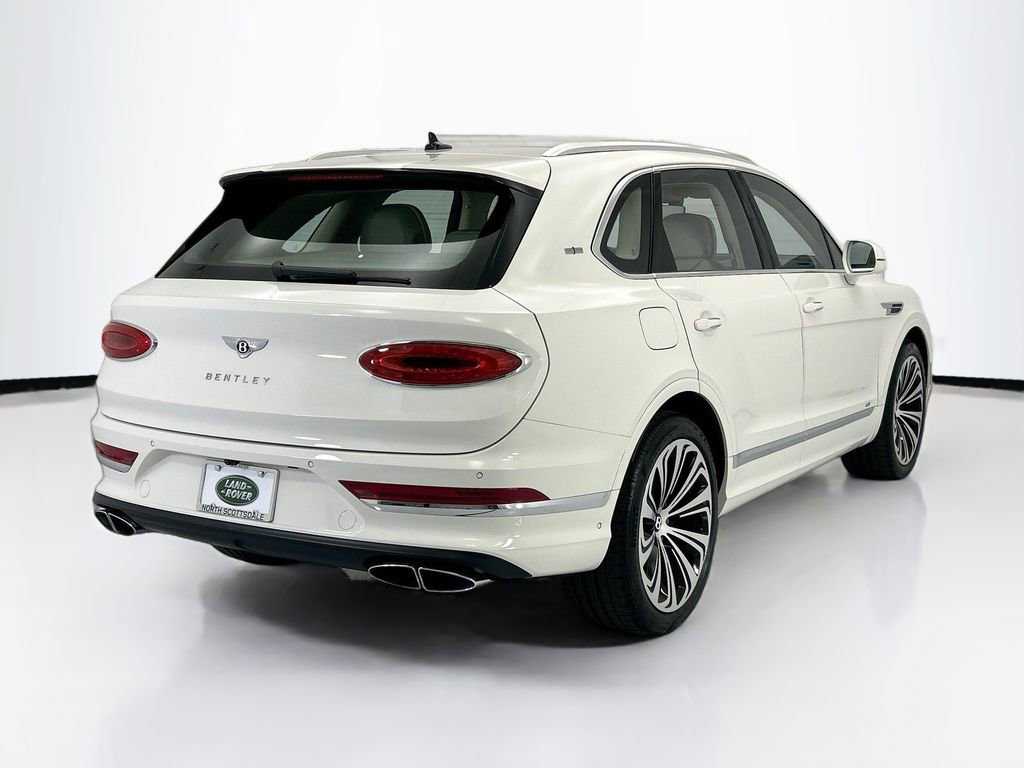 Used 2022 Bentley Bentayga image 5