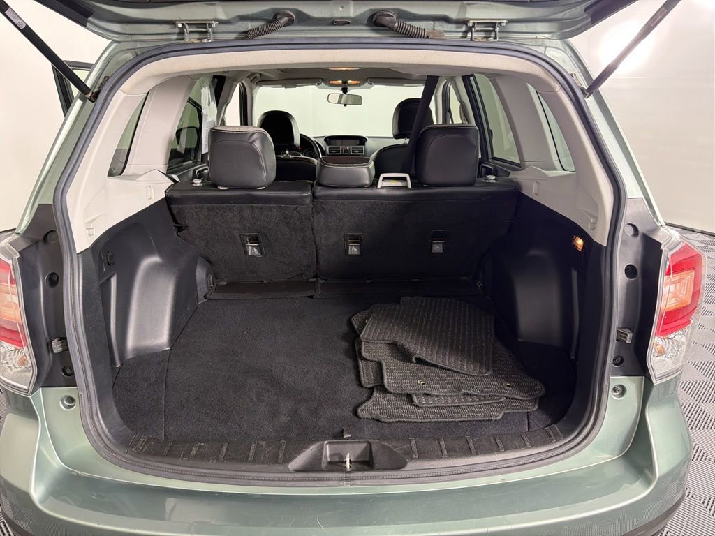 Used 2017 Subaru Forester 2.5i Premium w/ All-Weather Package image 24