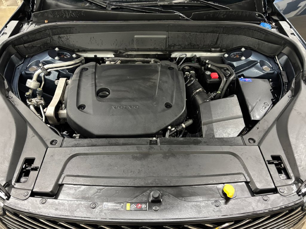 Certified 2026 Volvo XC90 B6 Ultra AWD/4WD image 9