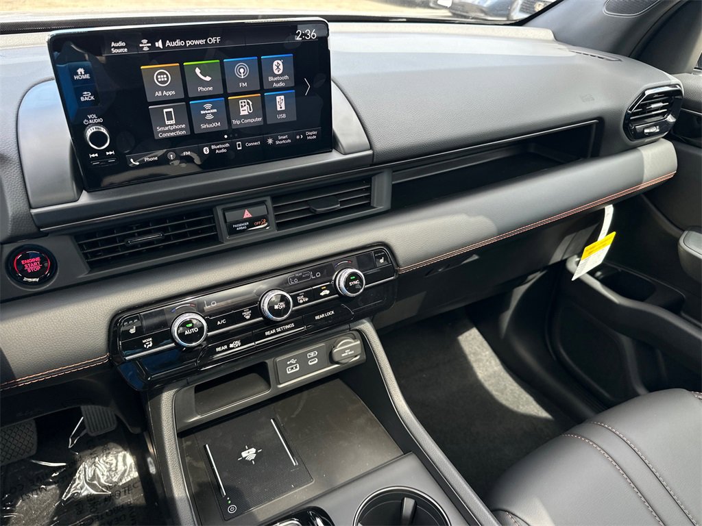 New 2025 Honda Pilot TrailSport image 28