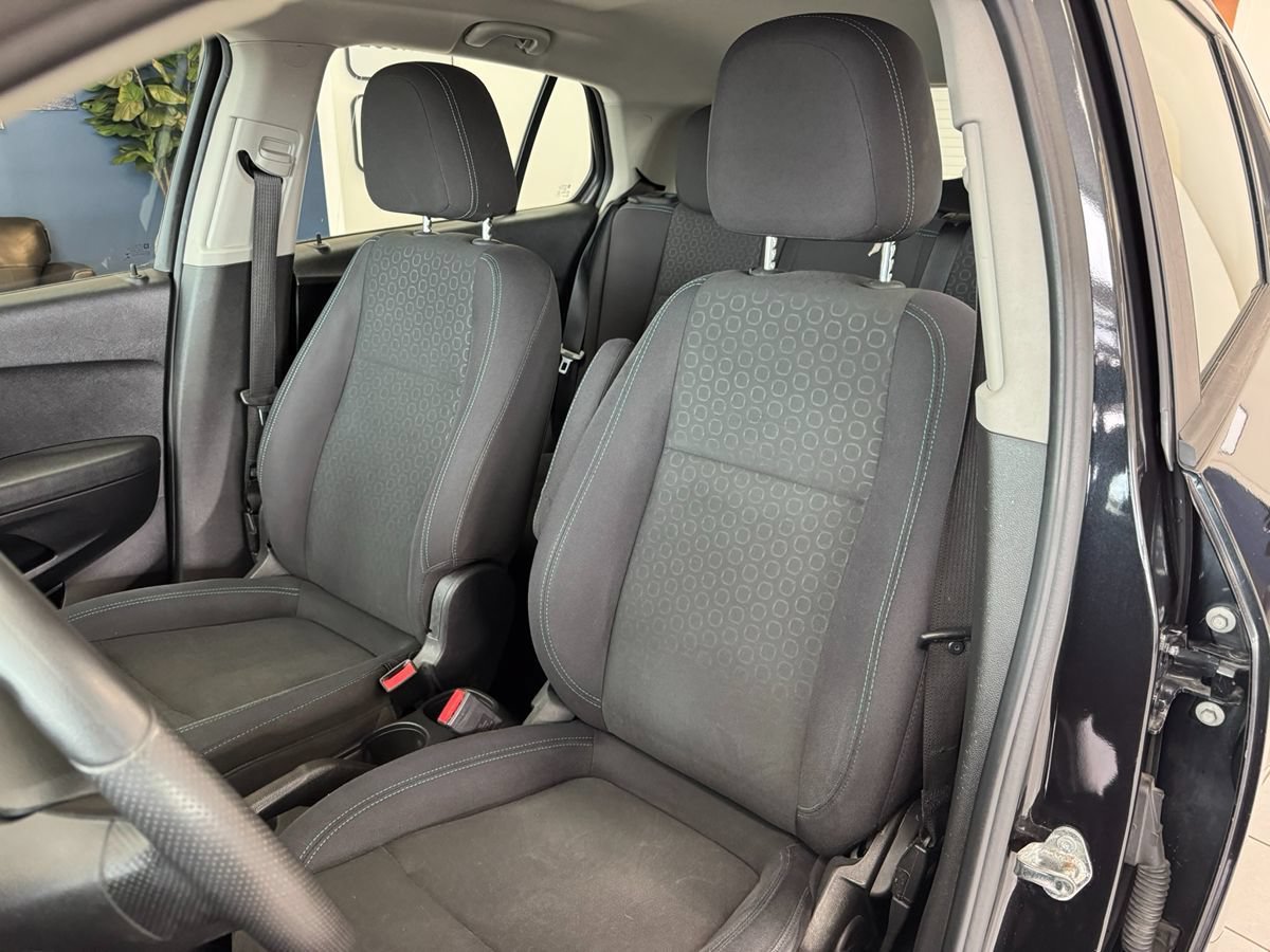 Used 2015 Chevrolet Trax LS FWD image 13