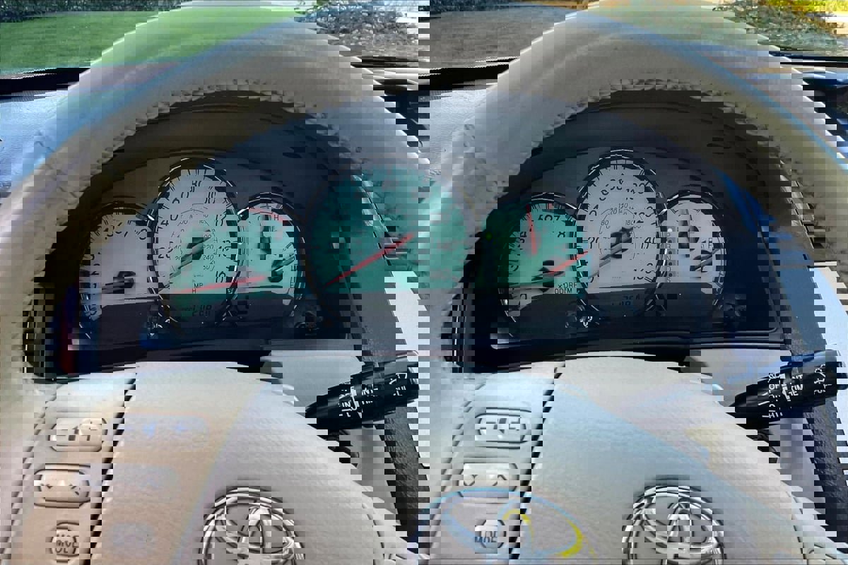 Used 2005 Toyota Solara SLE FWD image 13