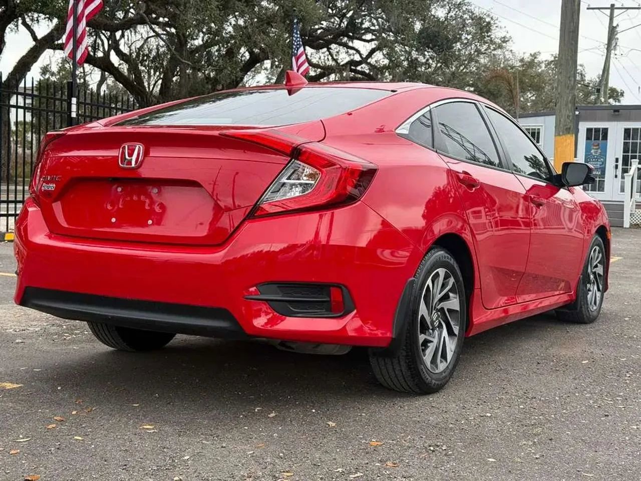 Used 2018 Honda Civic EX image 4
