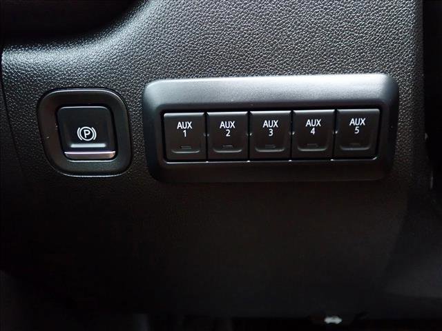 Used 2025 GMC Sierra 2500 Pro w/ 1SA Pro Safety Plus Package image 22